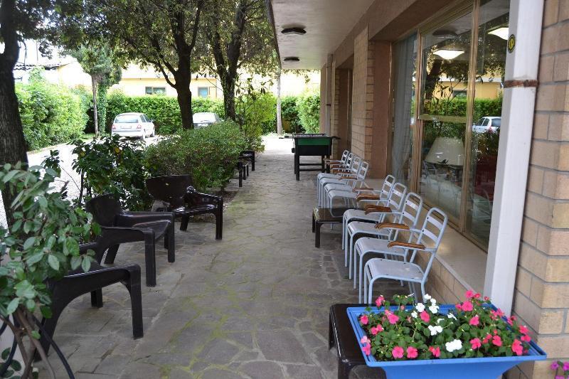 Hotel Marselli Rímini Exterior foto