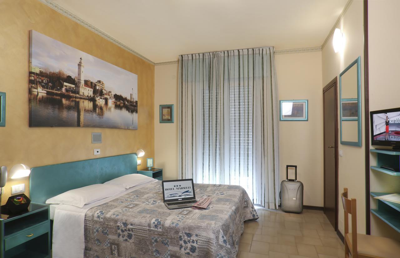 Hotel Marselli Rímini Exterior foto